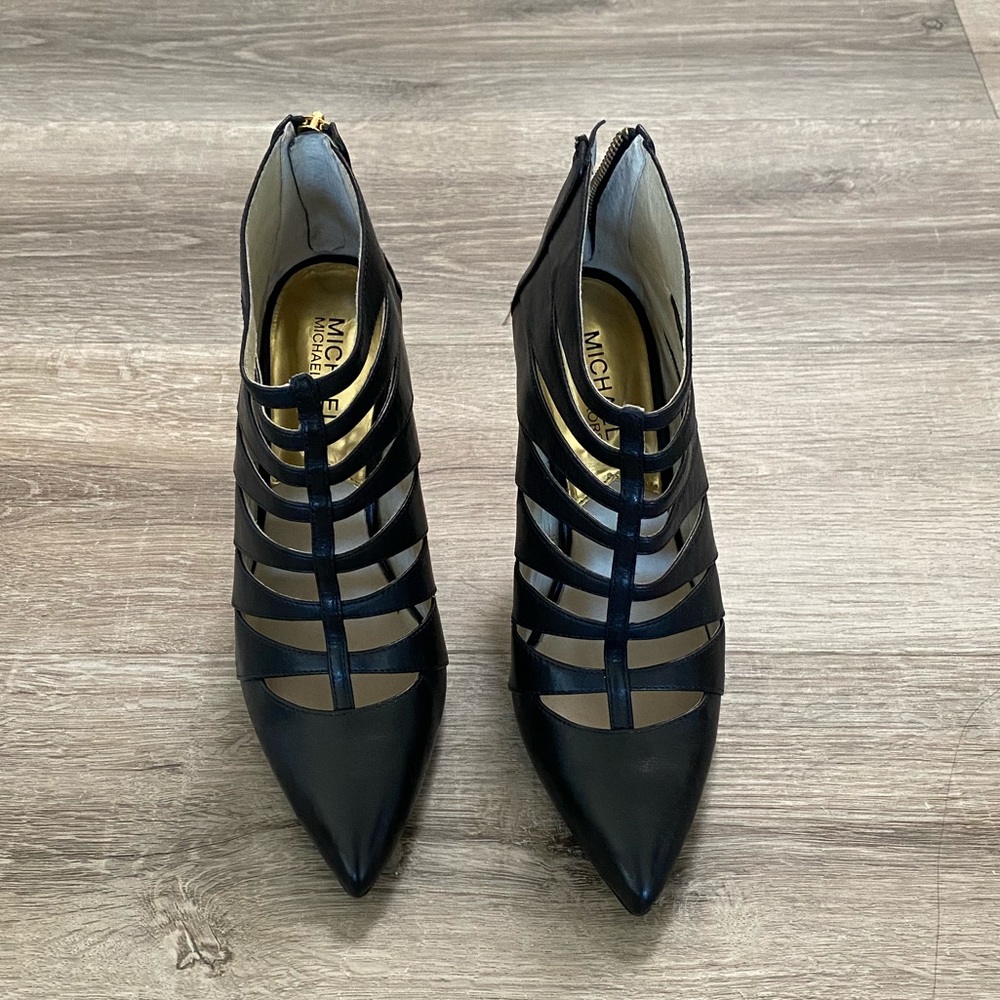 Stylish Michael,Michael Kors 
booties